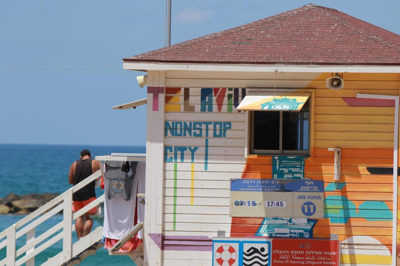 Aharonson'S - 1 Minute To The Beach Тель-Авив Экстерьер фото